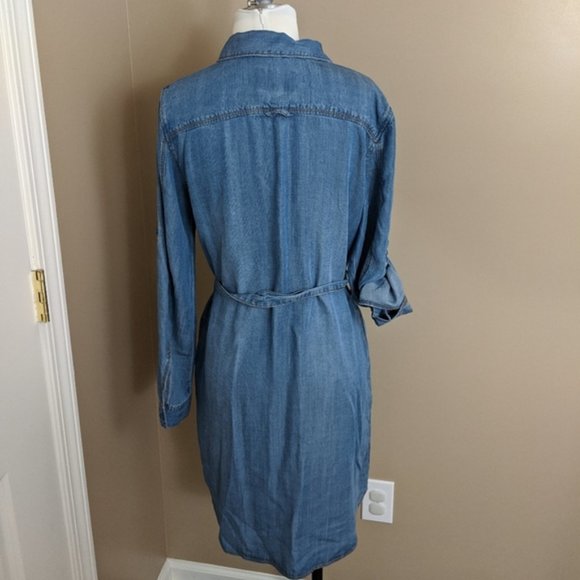 SOLD Chambray Shirt Dress - Picture 4 of 5